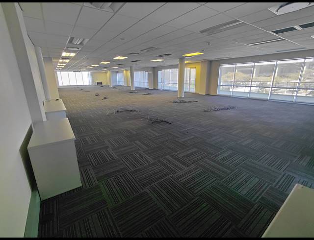 5,870M² OFFICE FOR SALE IN GRAND CENTRAL